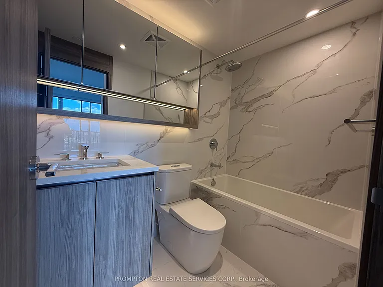 18 Esther Shiner Blvd #3206 — Photo 16