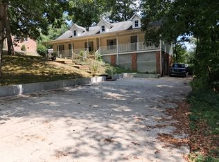 121 Oak Dr UNIT B, Dickson, TN 37055