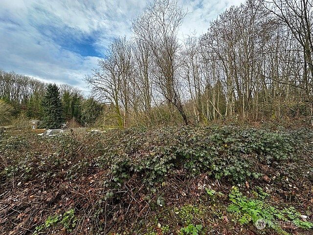 1st image of 123 47th Avenue S