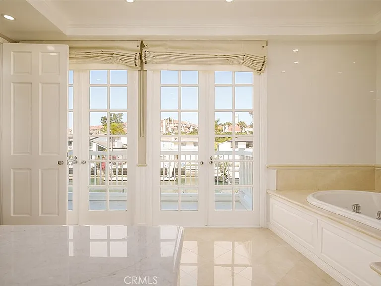 736 Harbor Island Dr — Photo 25