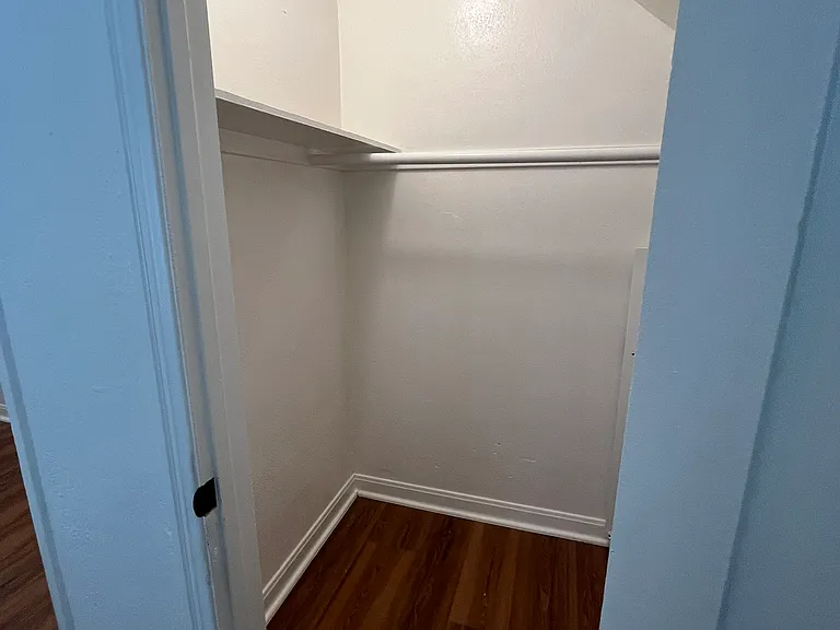 240 S Coronado St #246-3/4-16 — Photo 10