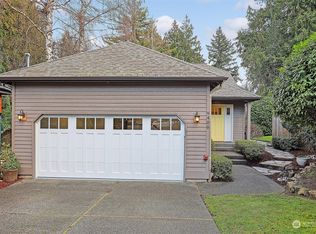 9406 25th Ave NE, Seattle, WA 98115