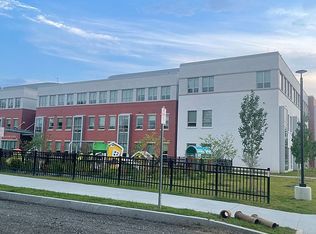 67 Lathrop St #1, West Springfield, MA 01089