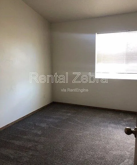 6702 SE 80th Ave #3 — Photo 8