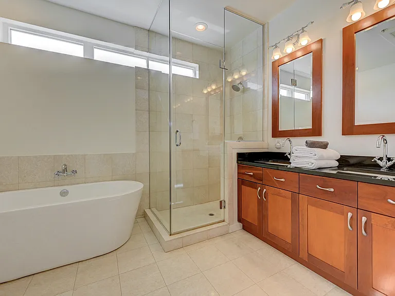 4535 Dean Martin Dr #103 — Photo 24