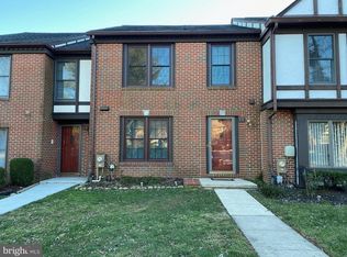 13 Dickens Sq, Lutherville Timonium, MD 21093