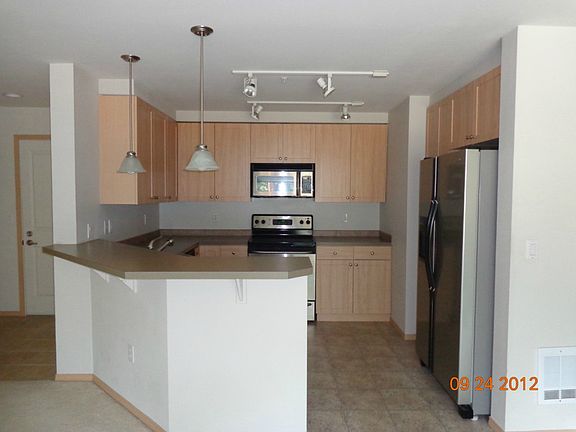 2nd image of 10931 124th Ave NE APT 203