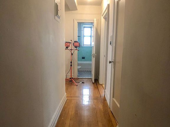 3rd image of 3419 29th St APT 1P