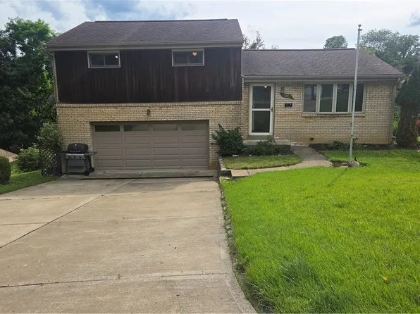1094 Greenwood Dr, Pittsburgh, PA 15236