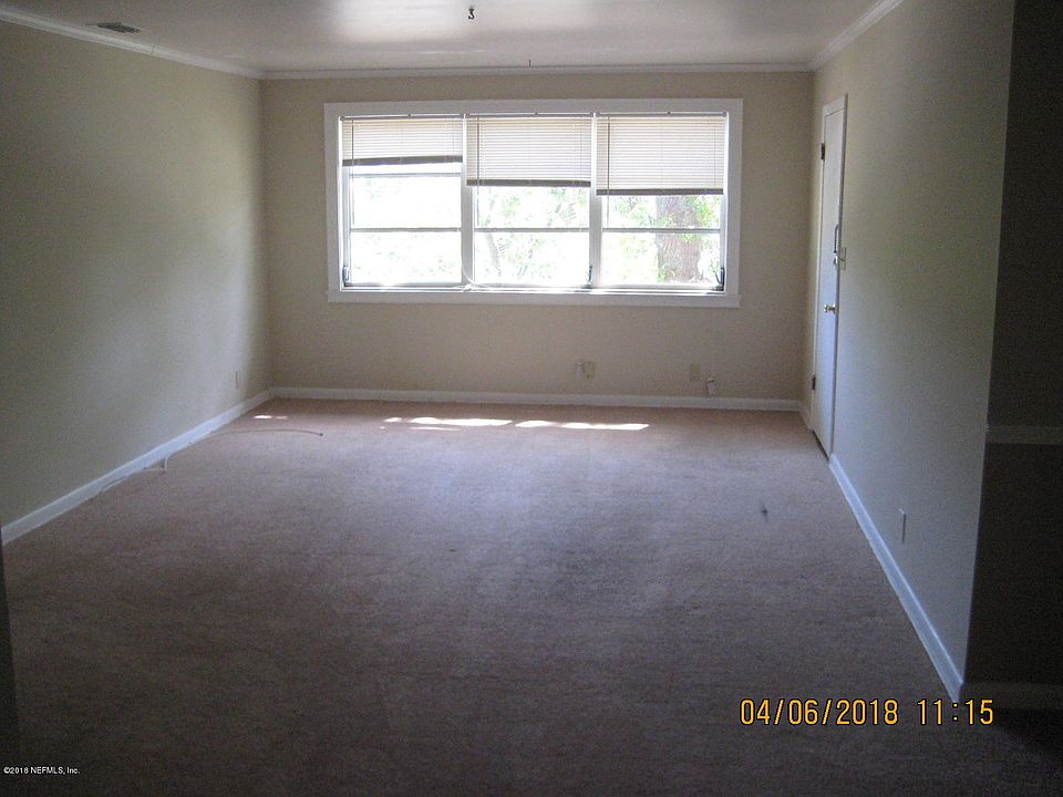 1st image of 1114 Arco Dr APT 3
