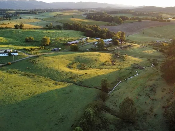 Hayden Rd, Claudville, VA 24076