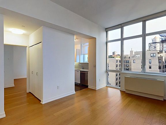 3rd image of 250 W 93rd St APT 12C