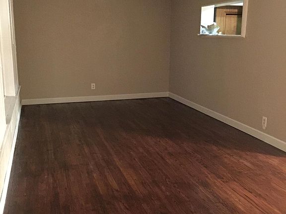 4th image of 418 Saxon Dr