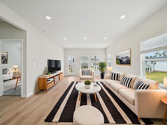 The Sydney floorplan with the Calm Latte interior package.
