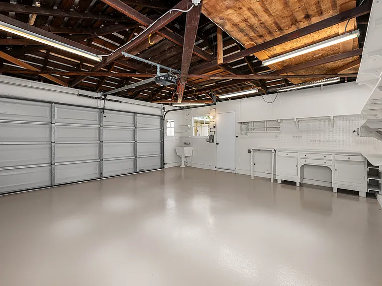 5915 E Rosebay St — Photo 43