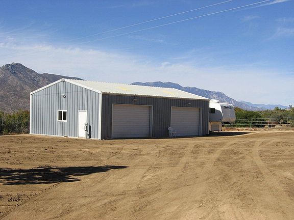 1500 sq ft Wedgcor Building