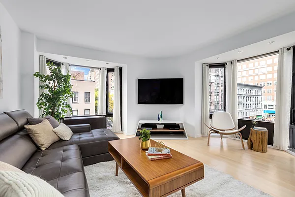 Sold by Compass | media 3