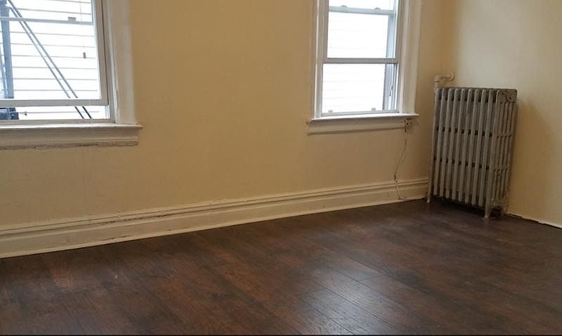 2nd image of 94 Woodlawn Ave #5Z