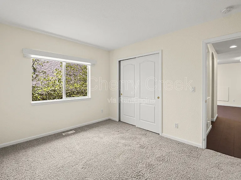 7021 S Valdai St — Photo 24