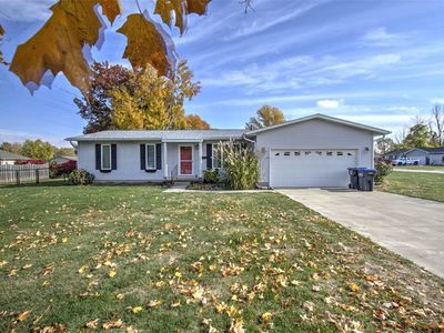 1700 Brentwood Dr, Mt Zion, IL, 62549