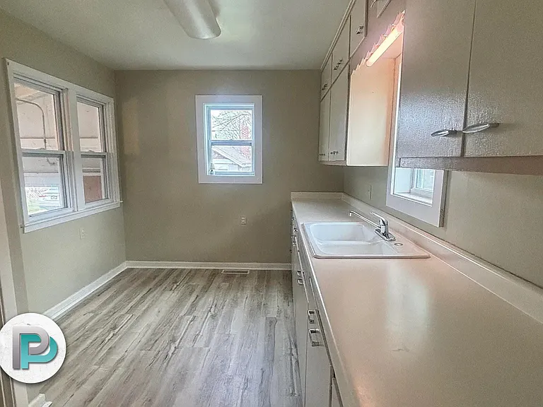 118 25th St SW — Photo 9