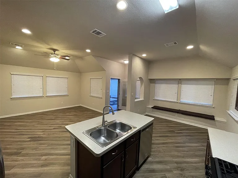 108 Lasino Dr — Photo 11