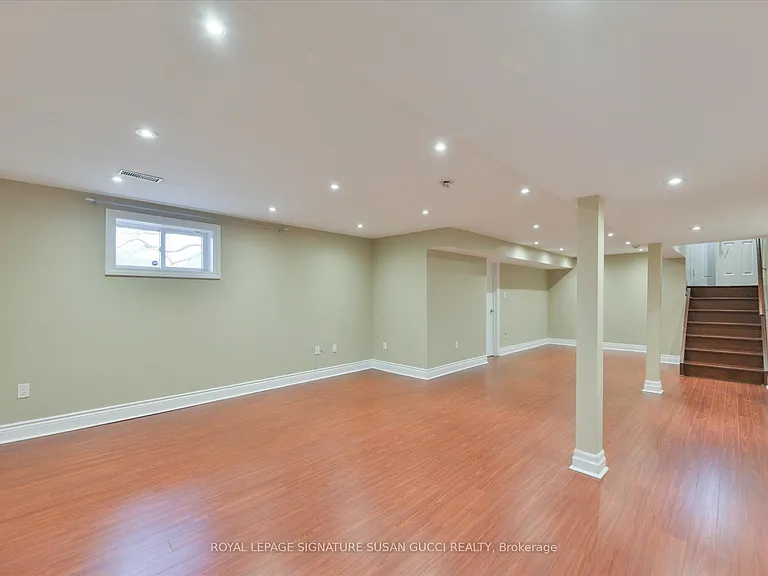 30 Shaunavon Heights Cres — Photo 24