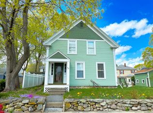 53 Jenness St, Lowell, MA 01851