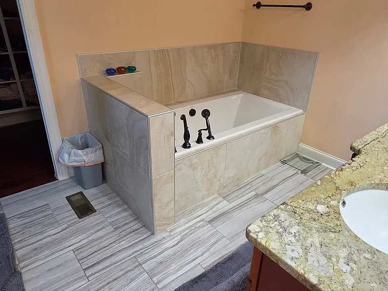 560 Lissara Lodge Dr — Photo 15