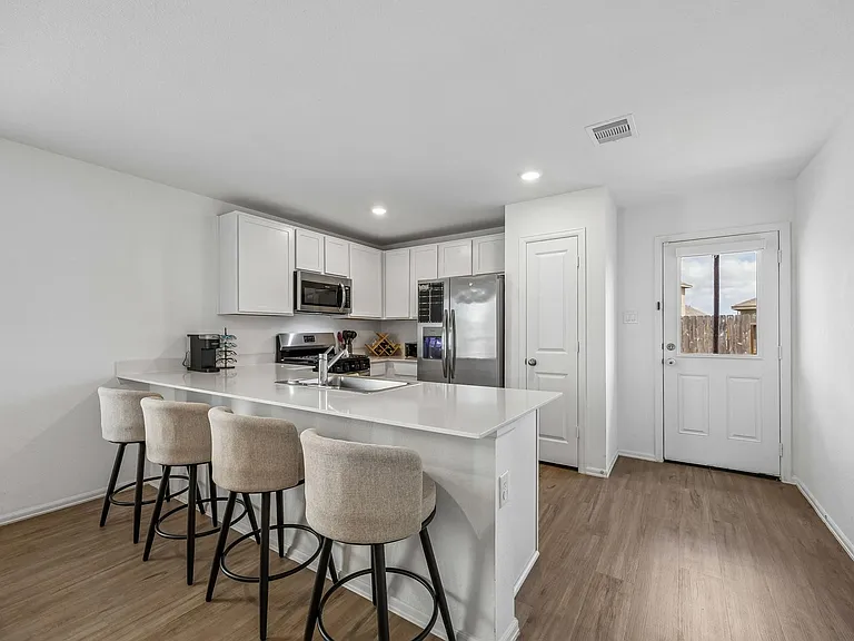 26810 Cenzontle Dr — Photo 11