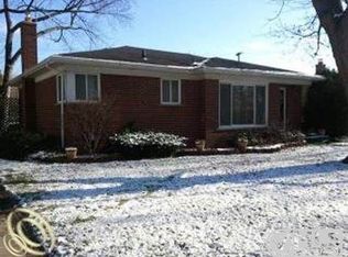 24210 Ridgedale Ave, Oak Park, MI 48237