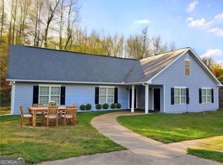 140 River Pointe Ct SW, Lilburn, GA 30047