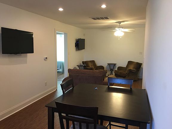 4th image of 221 Cedar Crst