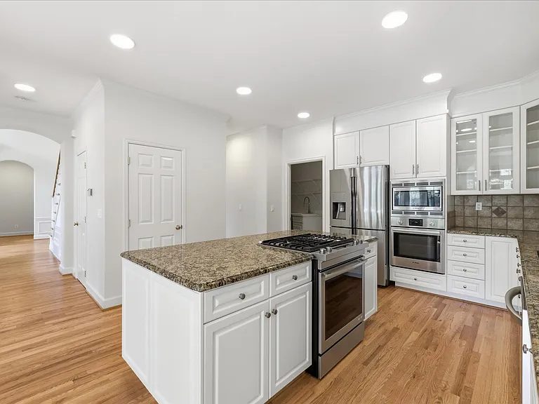 5107 188th Pl NE — Photo 23