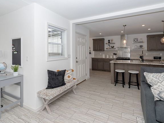 4th image of 1300 Whitetail Ave #169