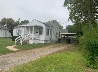 1611 E B St, Belleville, IL 62221