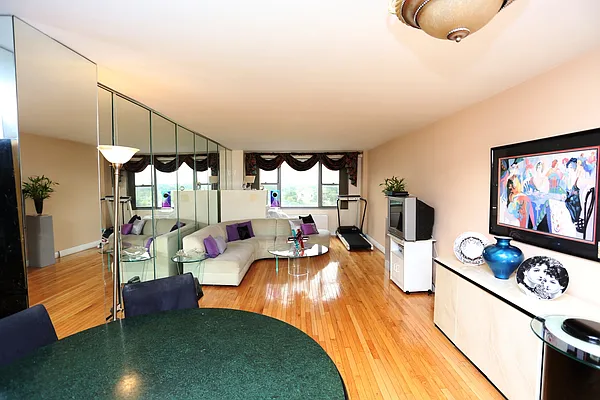 Sold by Keller Williams Realty Landmark II | media 3