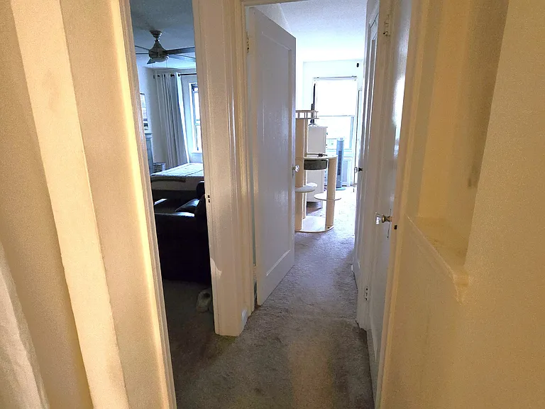 2560 49th St #2 — Photo 18