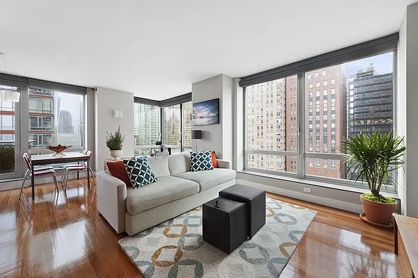 Sold by Compass | media 1