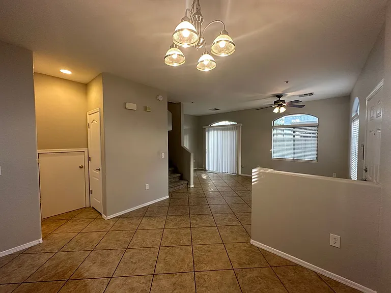 2727 N Price Rd #19 — Photo 5