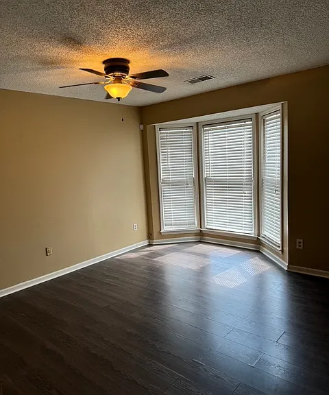 2337 Grayson Valley Cir — Photo 2