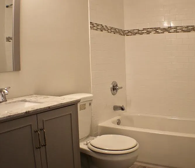 964 Park Blvd #8 — Photo 4