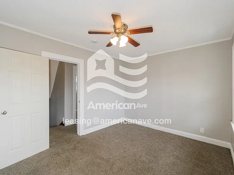 400638_009_main_bedroom_9.jpg