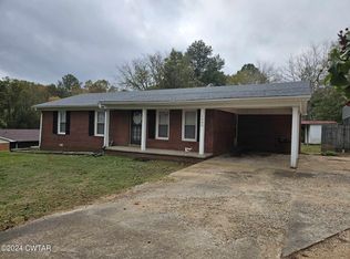 1300 Harts Bridge Rd, Jackson, TN 38301