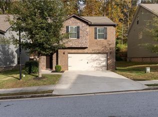 4142 Woodland Park Dr SW, Atlanta, GA 30331