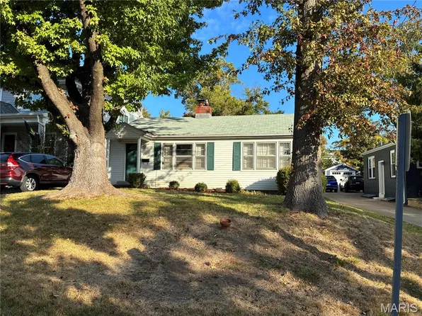 849 Fuhrmann Ter, Saint Louis, MO 63122