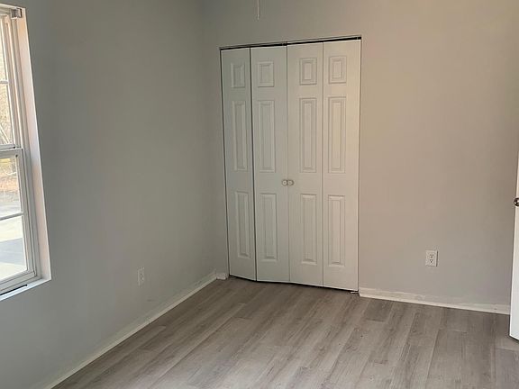 5th image of 3305 London Company Way