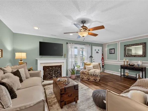 508 Pine Tops Ct, Virginia Beach, VA 23451