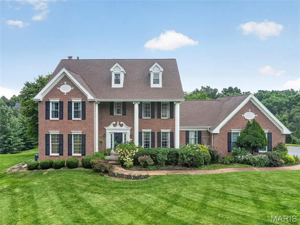 16801 Kehrsdale Dr, Chesterfield, MO 63005
