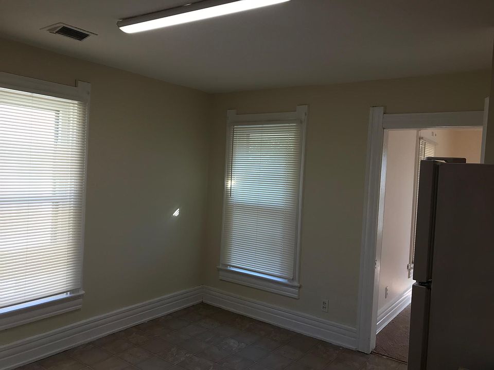 1st image of 608 S Main St APT C